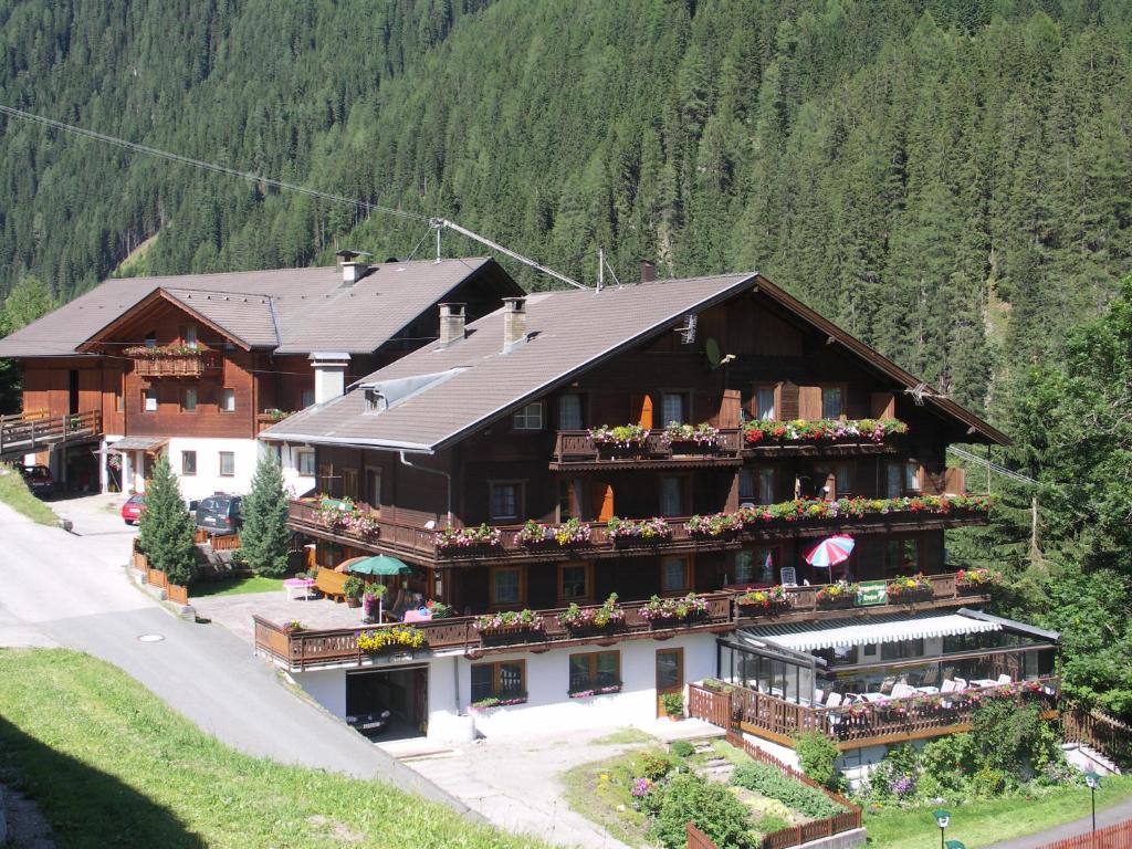 Hotel Berggasthaus Trojen Sankt Jakob in Defereggen Esterno foto